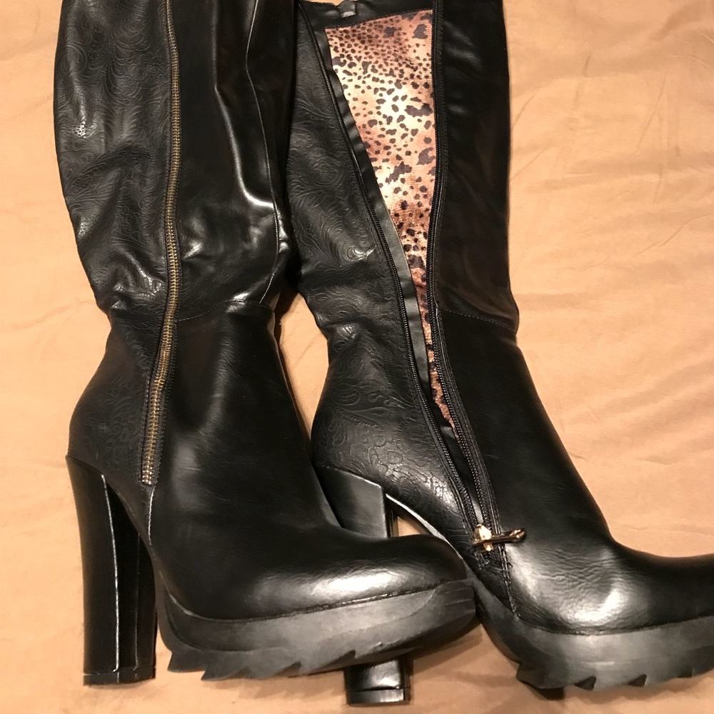 Black boots